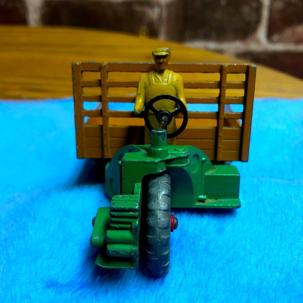 Vintage Dinky Toys Motocart